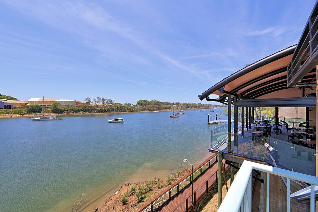 Burnett Riverside Hotel Μπούνταμπεργκ Εξωτερικό φωτογραφία
