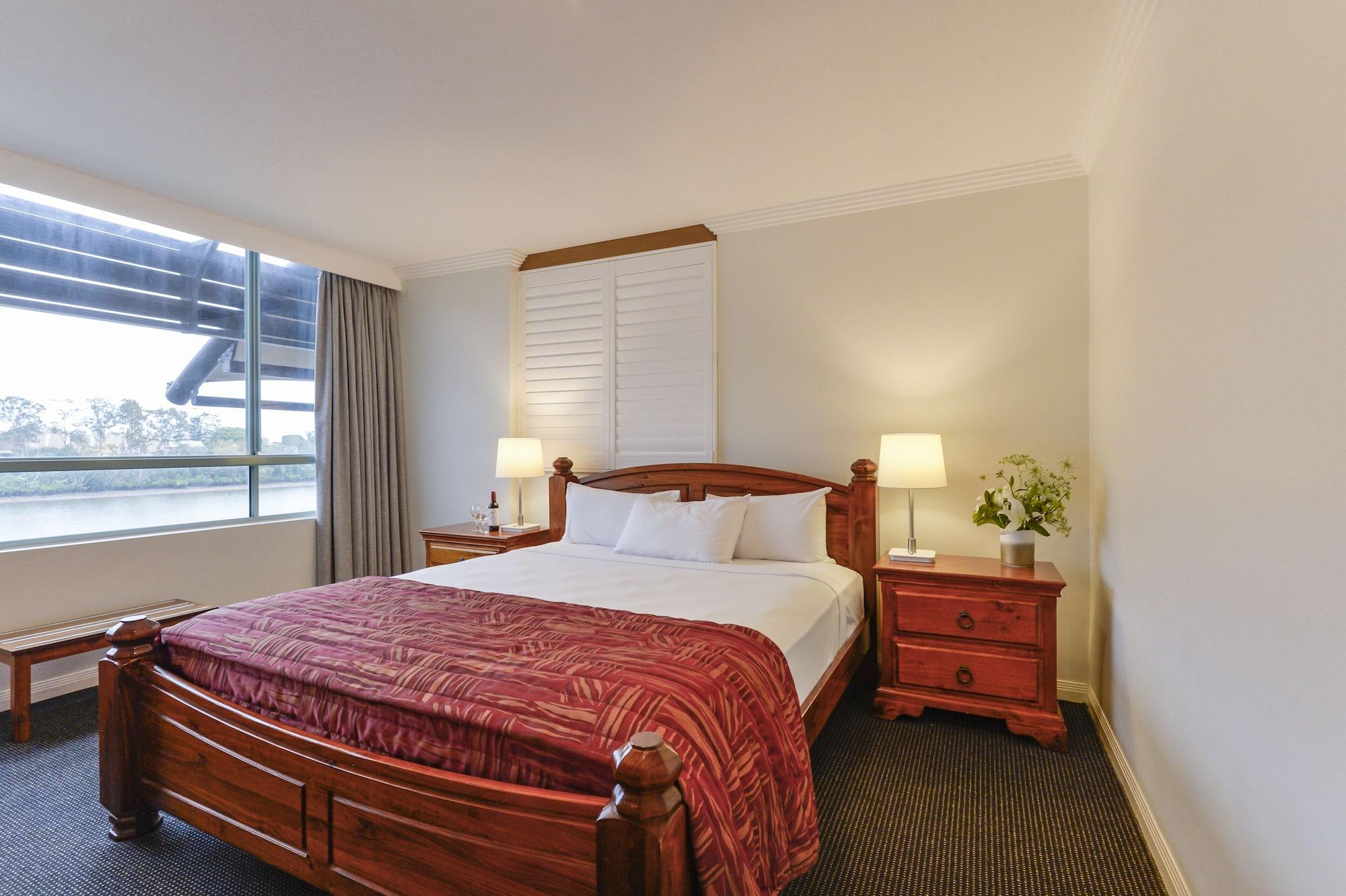 Burnett Riverside Hotel Μπούνταμπεργκ Εξωτερικό φωτογραφία