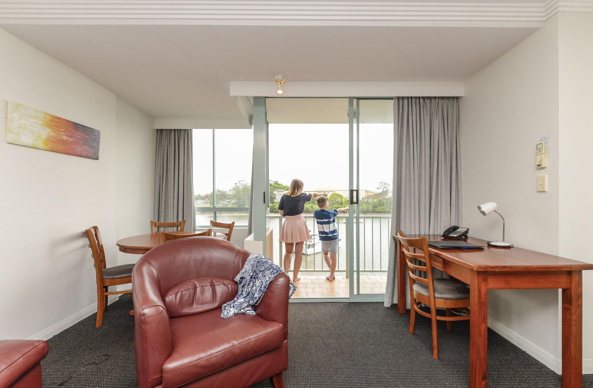 Burnett Riverside Hotel Μπούνταμπεργκ Εξωτερικό φωτογραφία