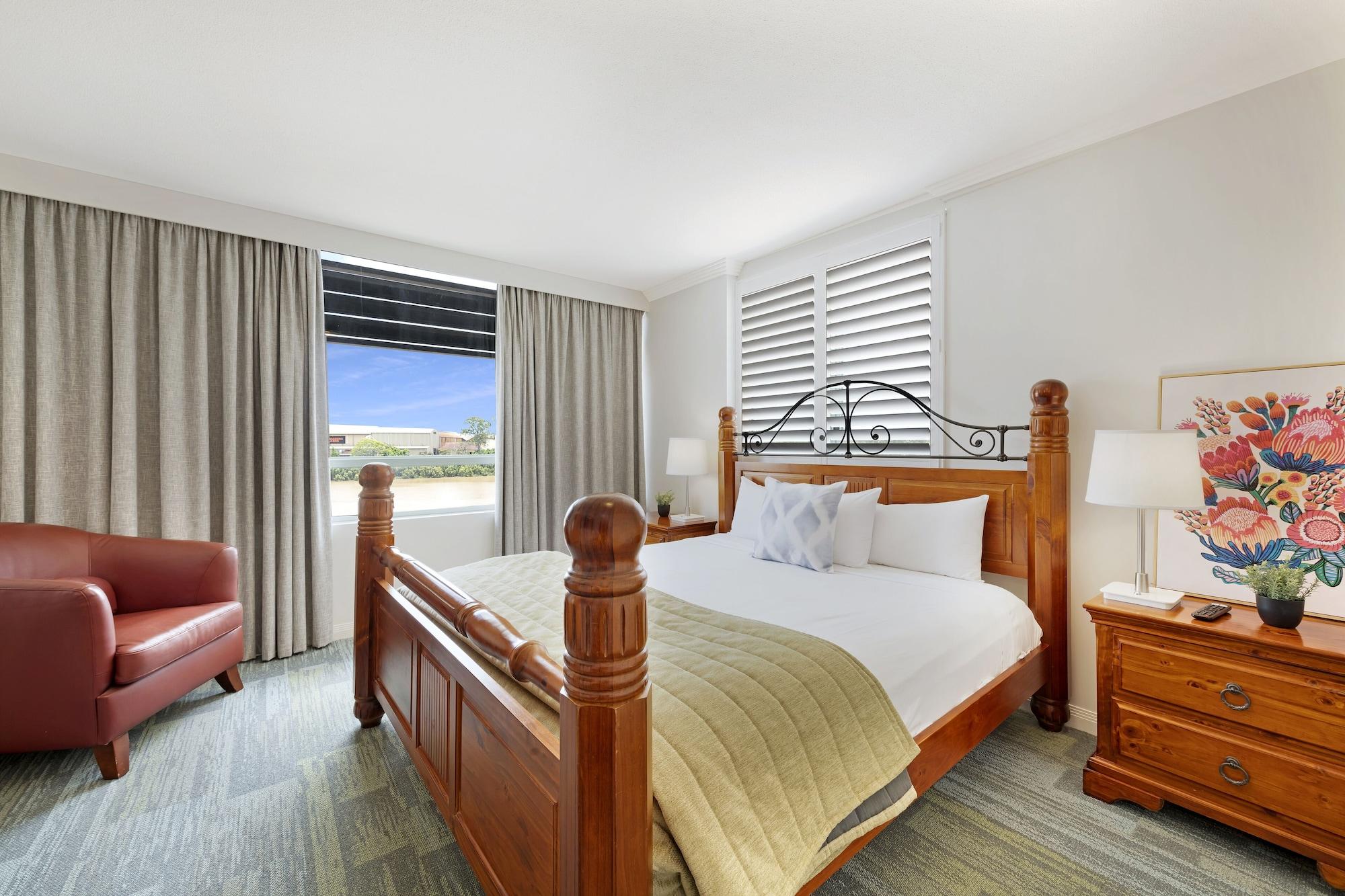 Burnett Riverside Hotel Μπούνταμπεργκ Εξωτερικό φωτογραφία