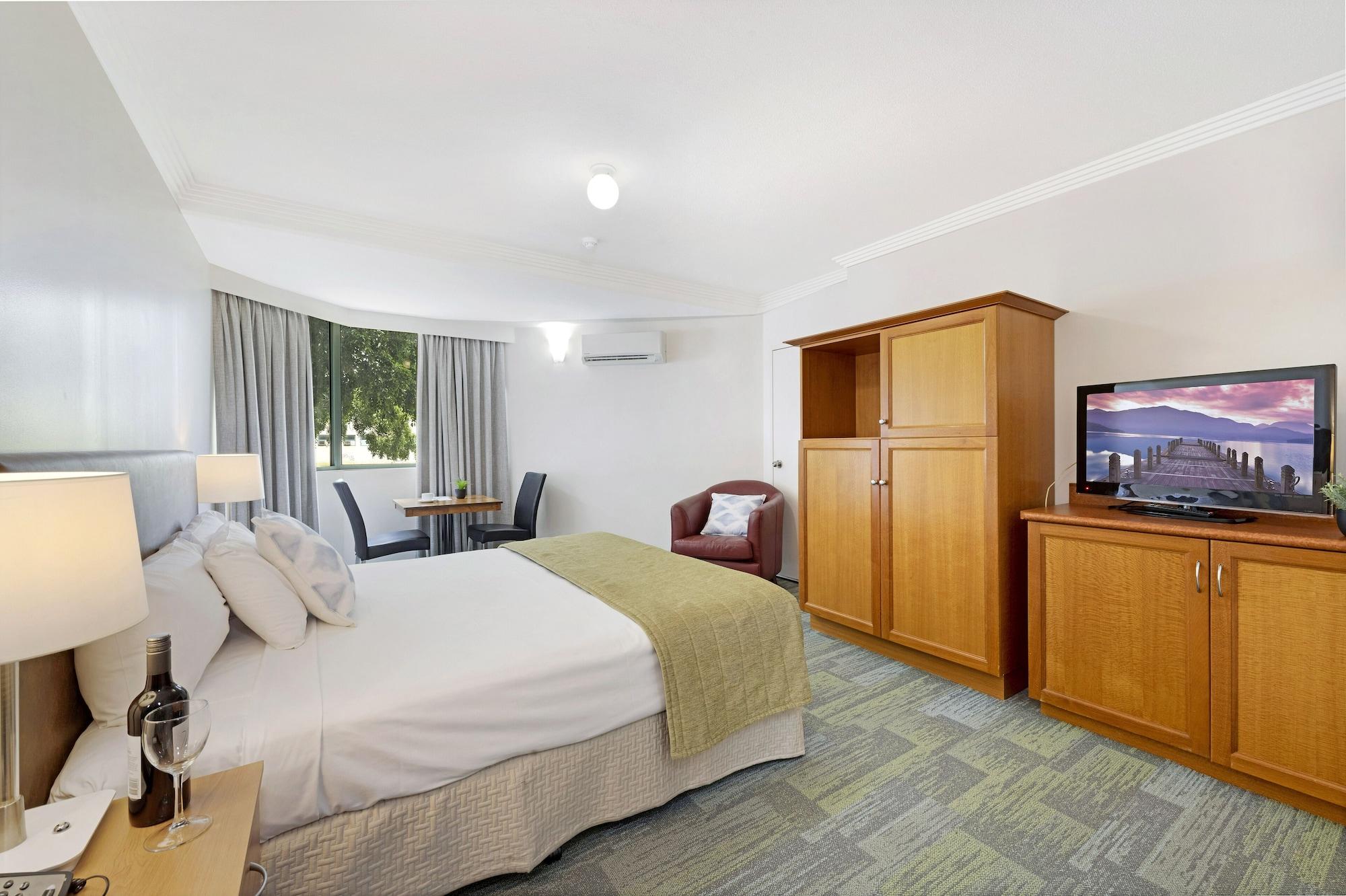 Burnett Riverside Hotel Μπούνταμπεργκ Εξωτερικό φωτογραφία