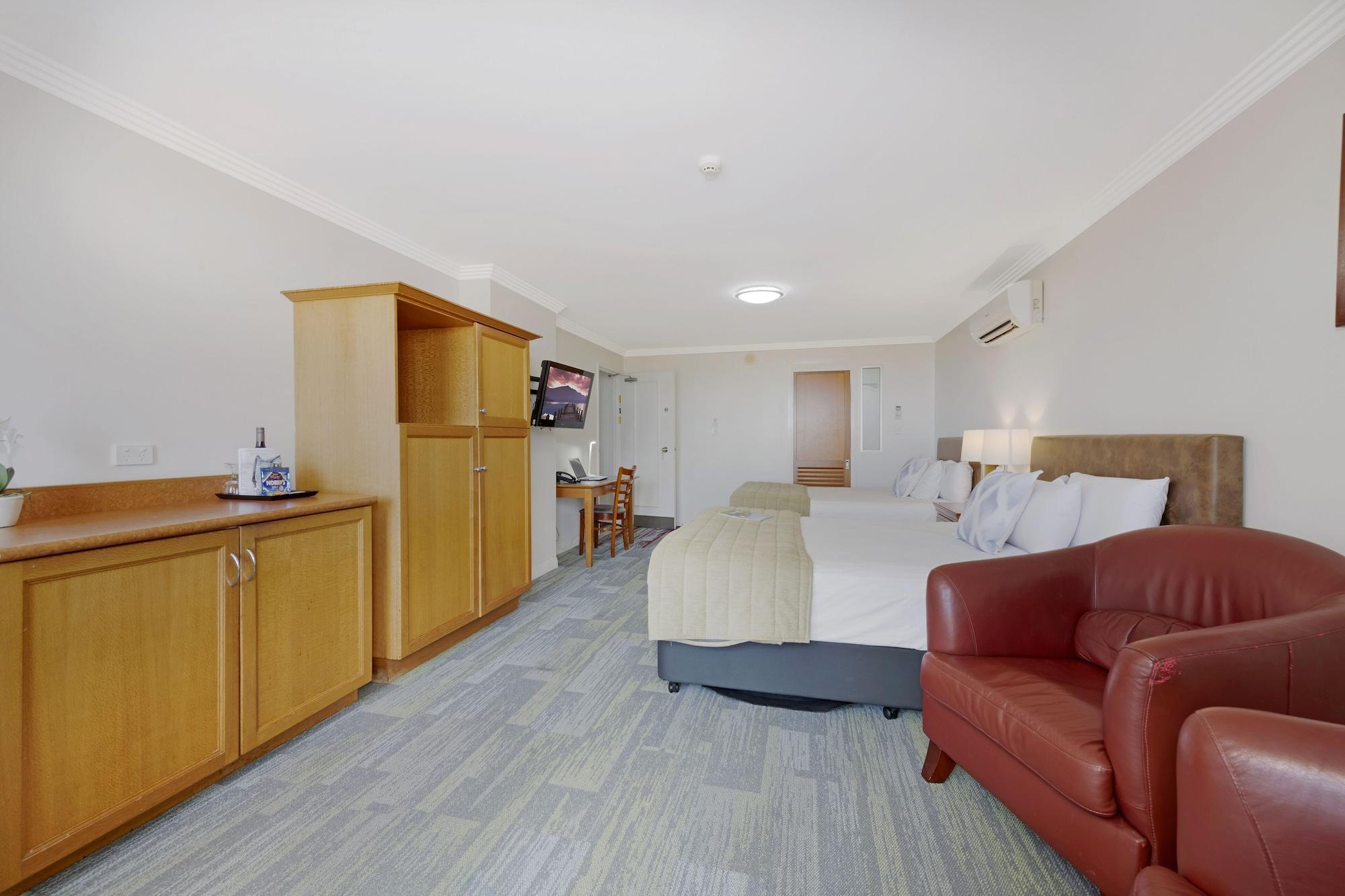 Burnett Riverside Hotel Μπούνταμπεργκ Εξωτερικό φωτογραφία