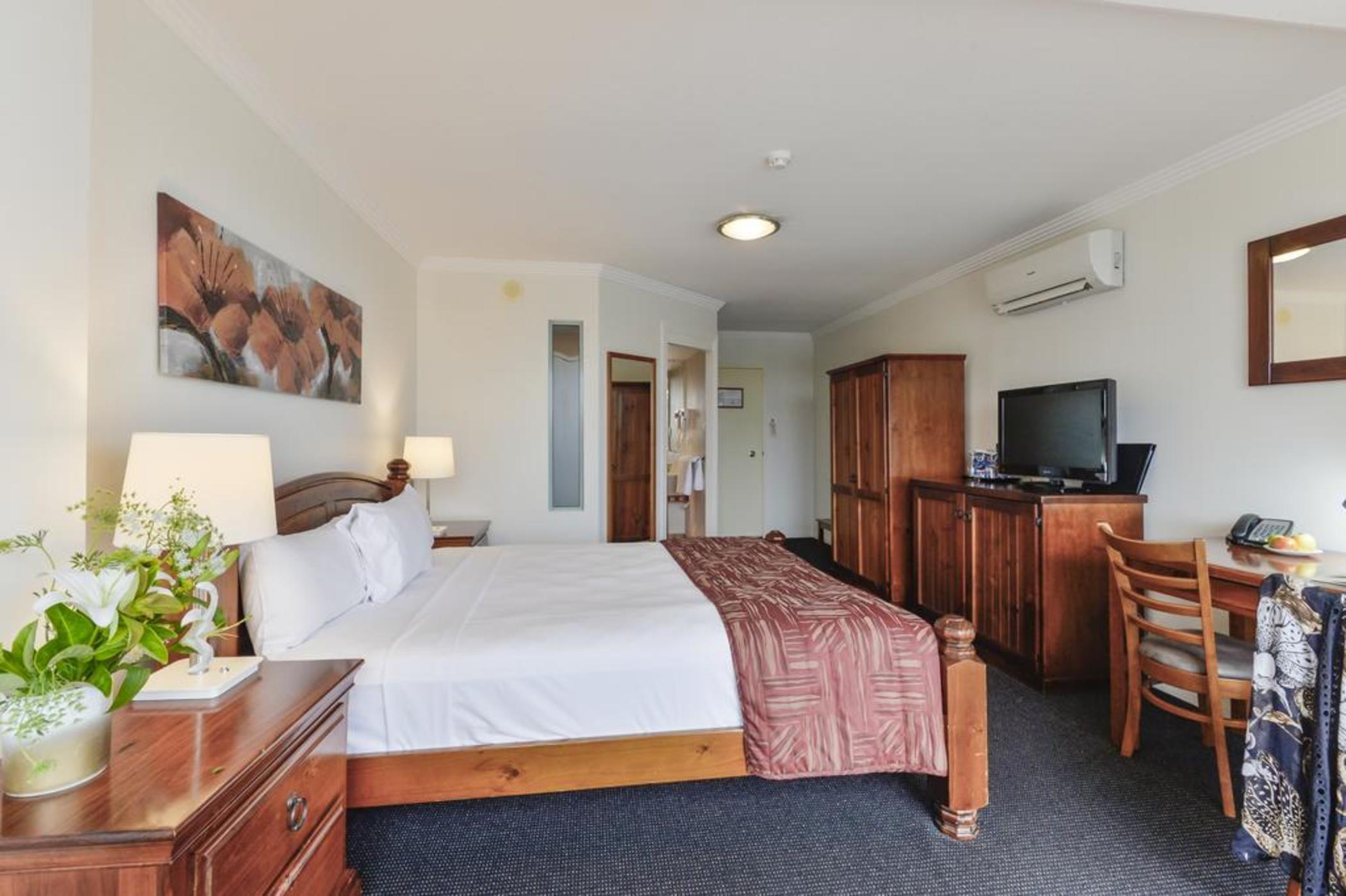 Burnett Riverside Hotel Μπούνταμπεργκ Εξωτερικό φωτογραφία