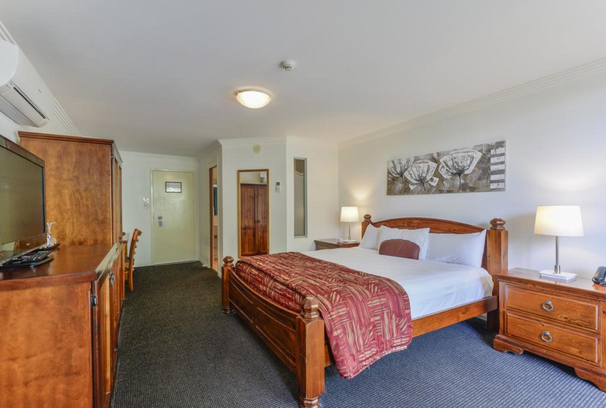 Burnett Riverside Hotel Μπούνταμπεργκ Εξωτερικό φωτογραφία