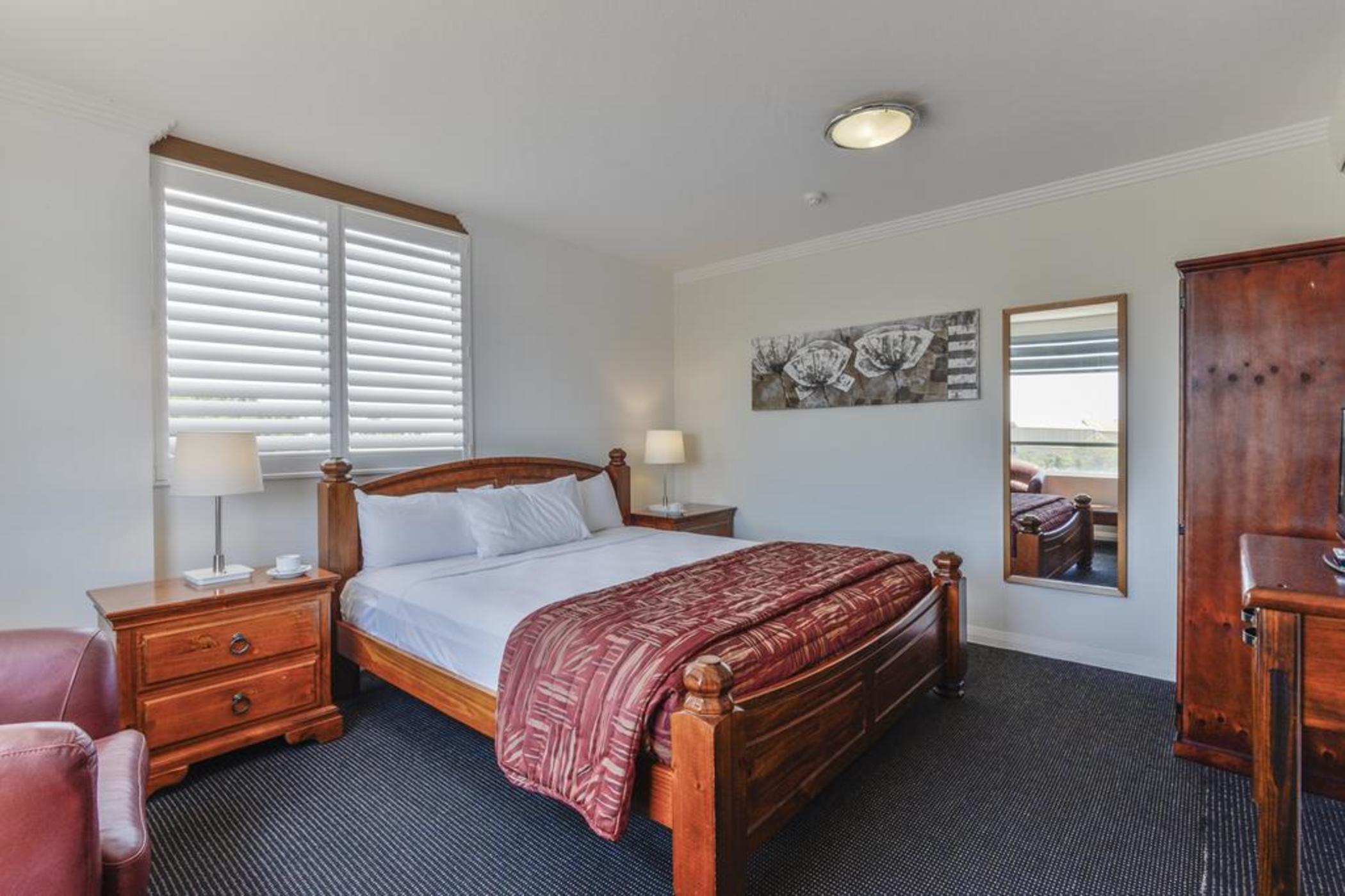 Burnett Riverside Hotel Μπούνταμπεργκ Εξωτερικό φωτογραφία