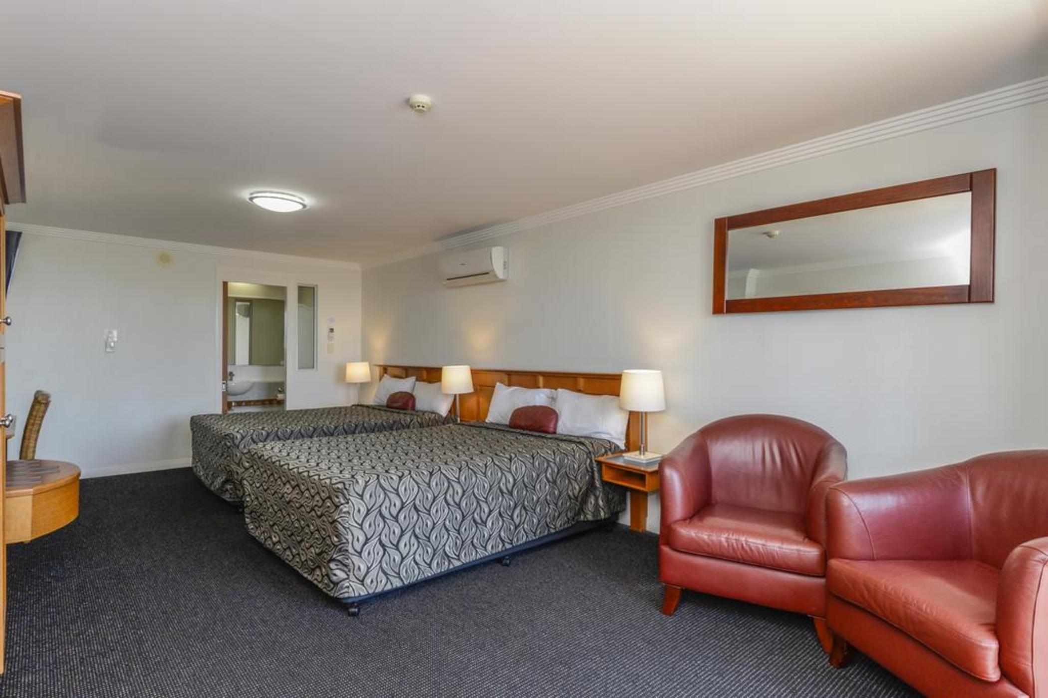 Burnett Riverside Hotel Μπούνταμπεργκ Εξωτερικό φωτογραφία